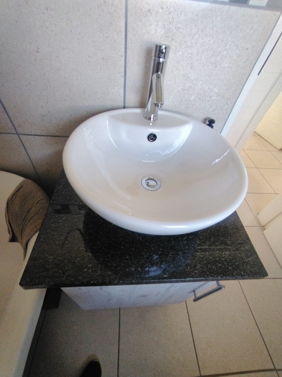 3 Bedroom Property for Sale in Ngwenya River Estate North West